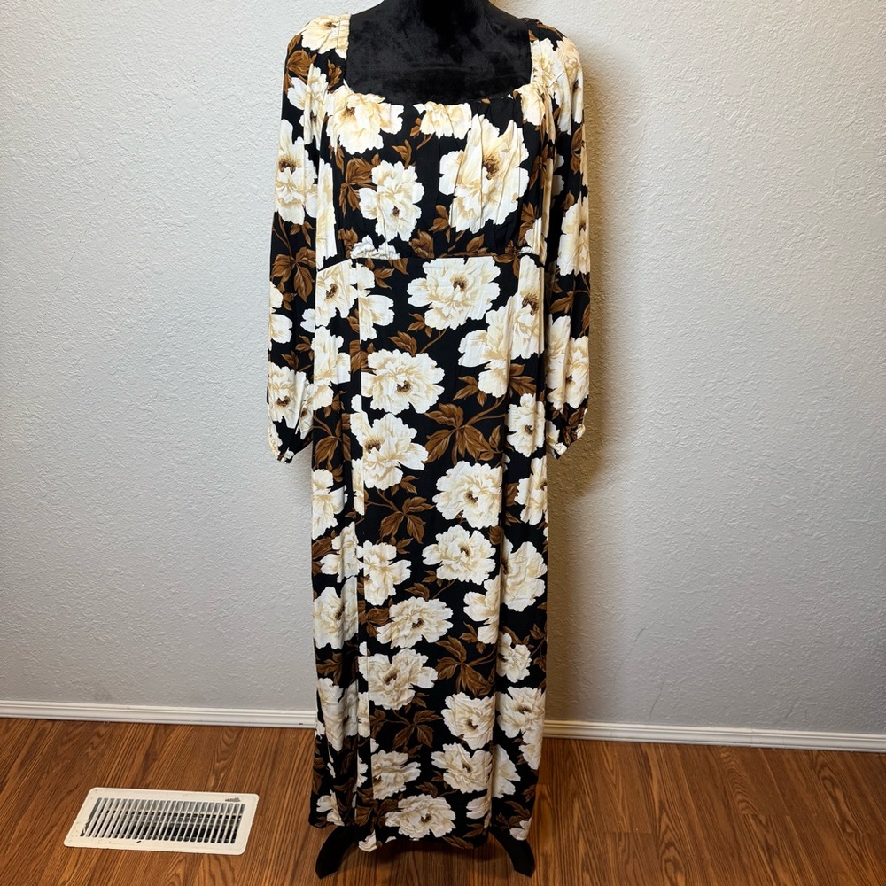 Long Sleeve‎  White Rose Floral Maxi Dress XL